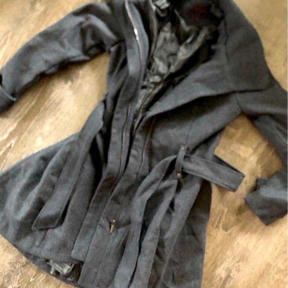 YOKI Winter Jacket - Picture 1 of 5